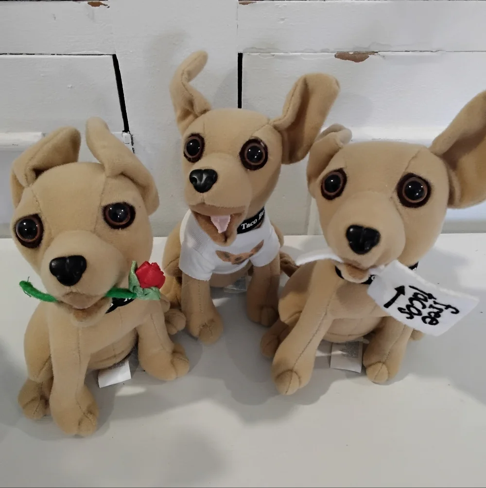 Vintage Taco Bell Chihuahuas - Picture 2 of 5